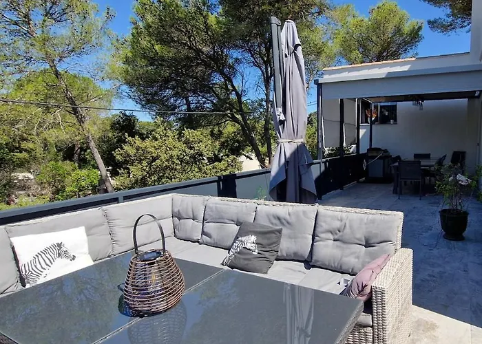 Pool 2500 M Land Air-conditioning Absolute Calm *